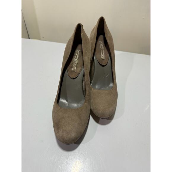 Banana Republic taupe suede heels women size 8.5 - Picture 9 of 10